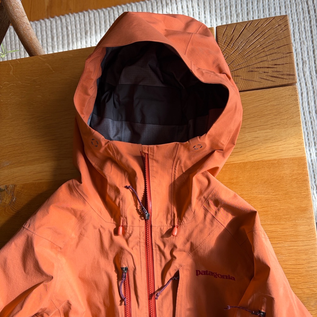 Patagonia 3-Layer Gortex Shell With Recco